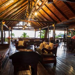 Savasi Island Resort - Dining & Bar